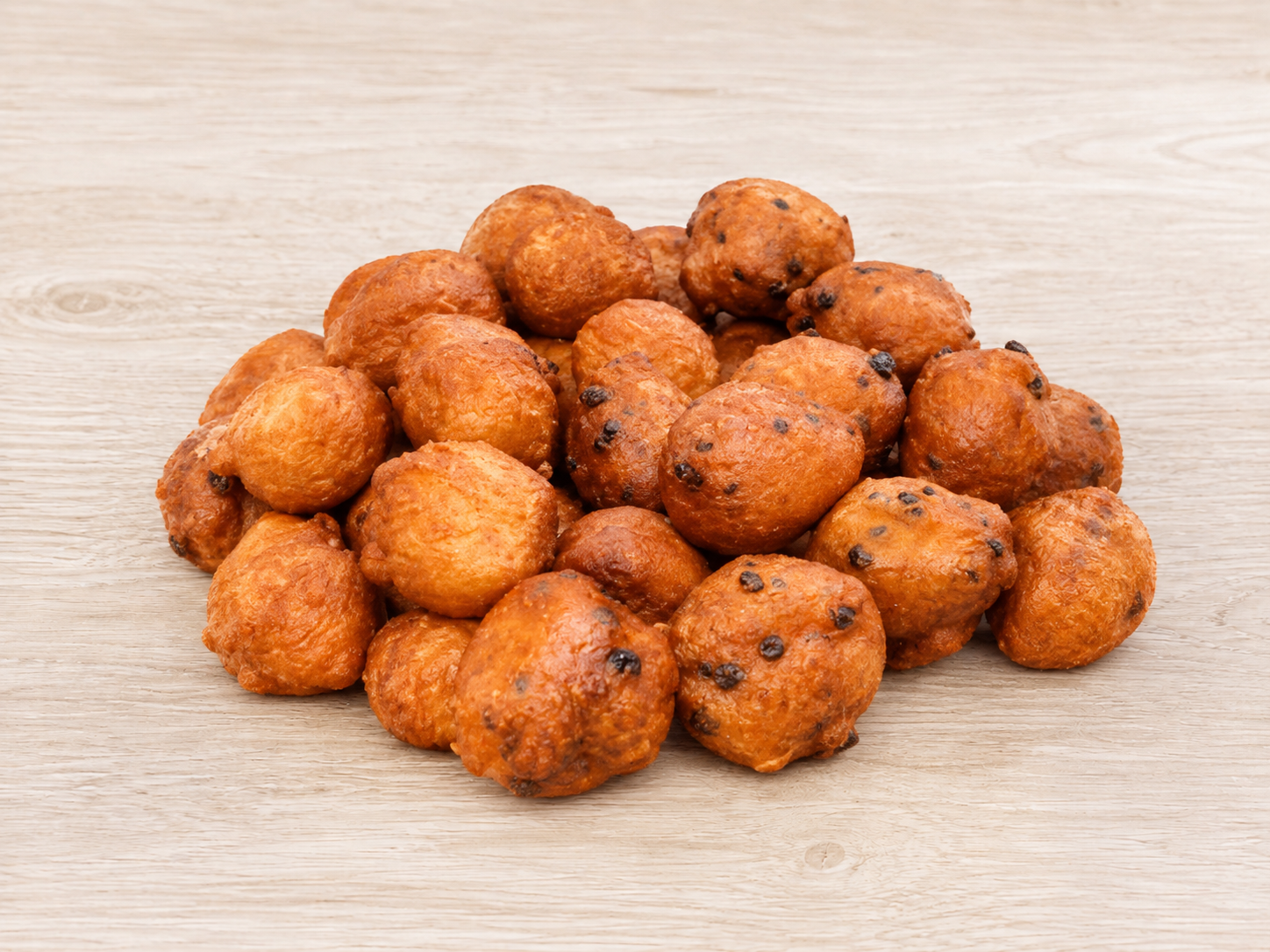 ChatGPT Image Sep 9, 2026, 03_55_46 PM Oliebol zonder rozijnen en krenten (1 stk.) - Afbeelding 1