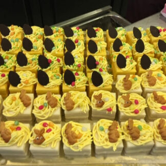 Paas petit fours